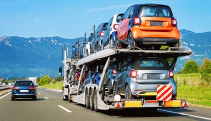 缺乏基本面支撐，長久物流三連板后連續(xù)暴跌警示炒作風險