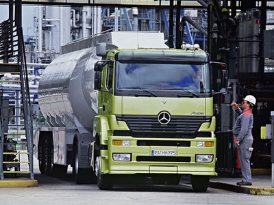 廣漢至香格里拉貨運(yùn)專(zhuān)線(xiàn) 準(zhǔn)時(shí)準(zhǔn)點(diǎn)，專(zhuān)業(yè)代理為您護(hù)航